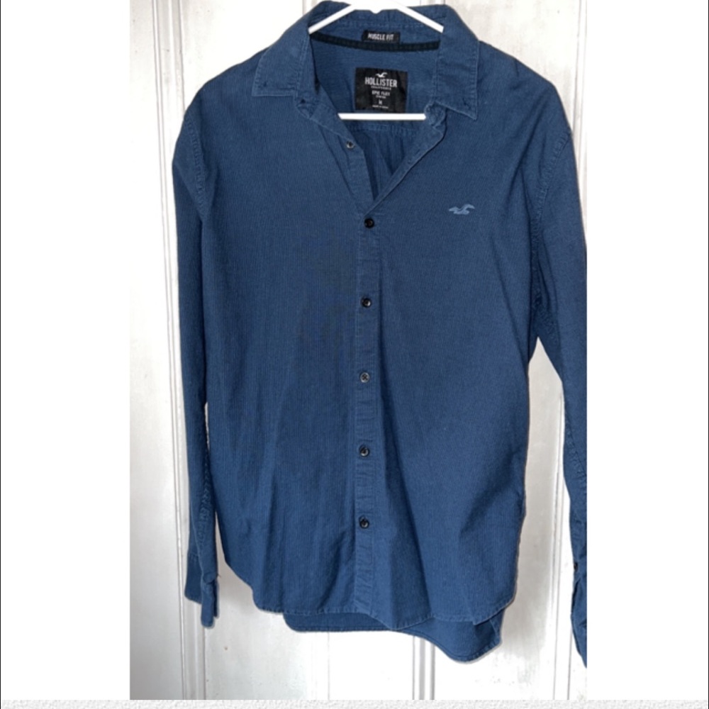 Hollister Men’s Muscle Fit Epic Flex Button Down Dress shirt Size M